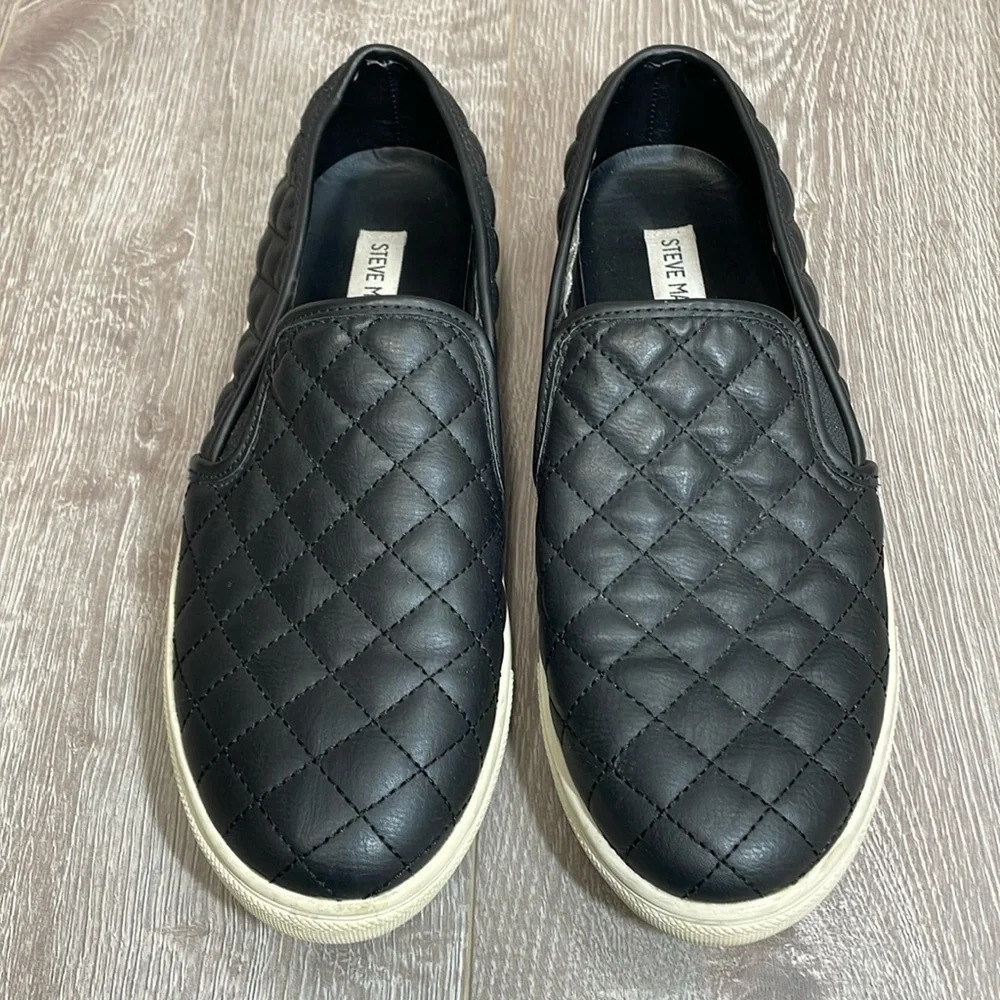 Steve Madden Ecentrcq Quilted Black Slip On Shoes  9.5